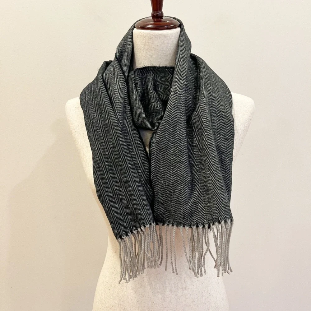 Cashmere Scarf Rectangular Gray Herringbone Fringe Neutral Made in England Prep